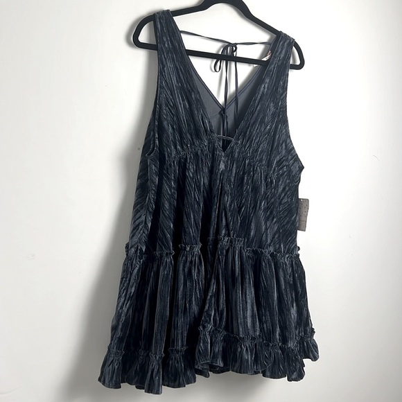 NEW Free People Small Pleated Plush Swing Tiered Mini Dress In Rare Night - Picture 7 of 13